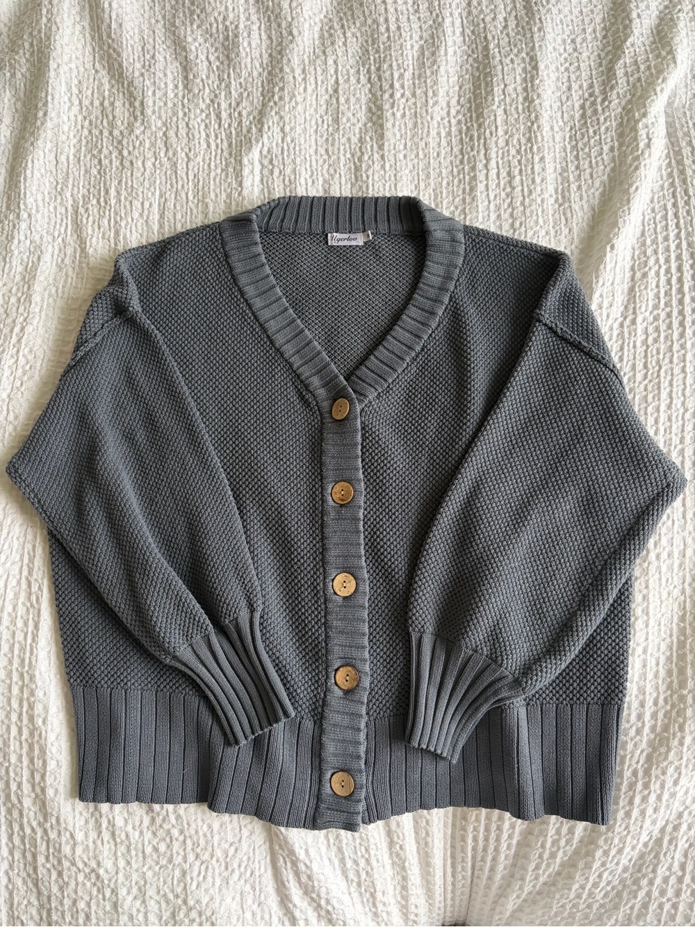 Women's Over Sized Gray Button-Front Knit Cardigan Sweater